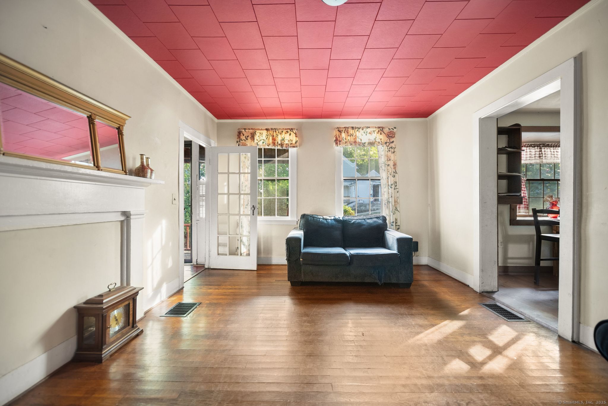 47 8TH Street Norwich CT 06360