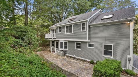 9 Trailside Drive Norwalk CT 06851