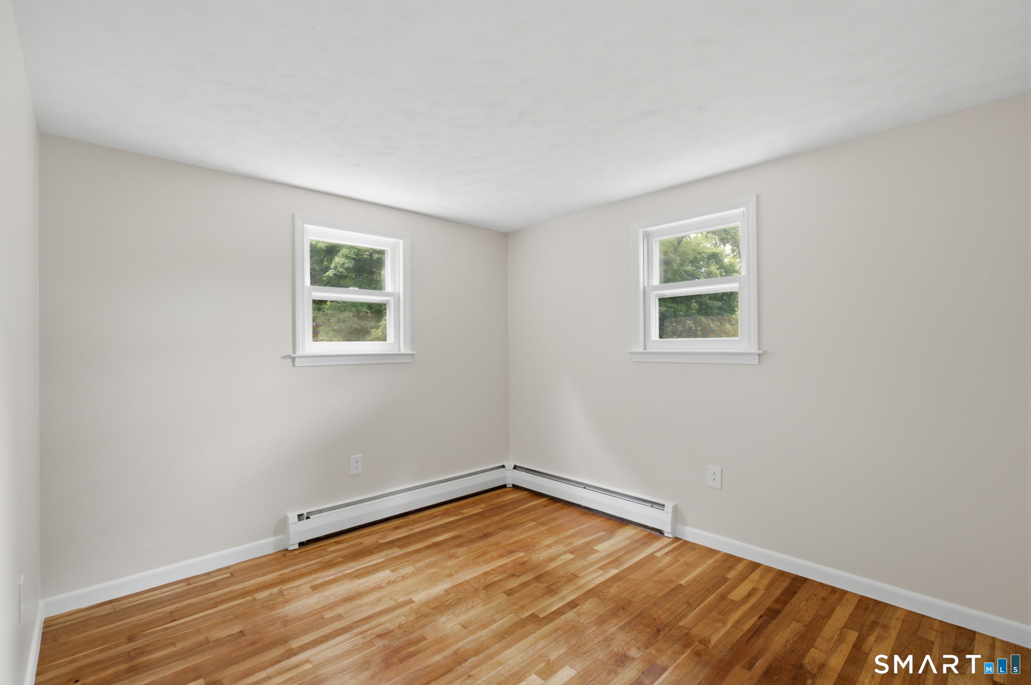 6 Madison Road Enfield CT 06082