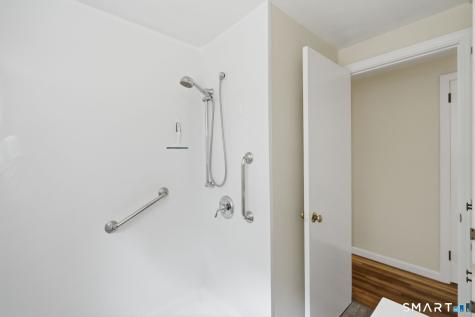 6 Madison Road Enfield CT 06082