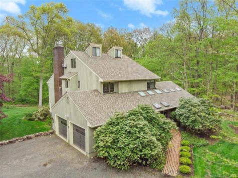 5 Thankful Bradley Road Redding CT 06896