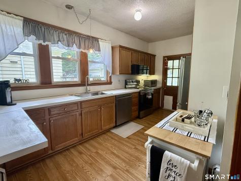 46 Windsor Street Waterbury CT 06708