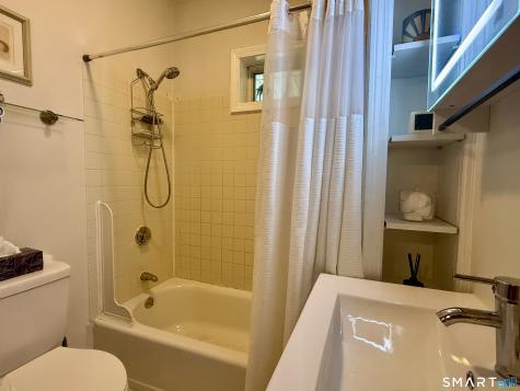 46 Windsor Street Waterbury CT 06708