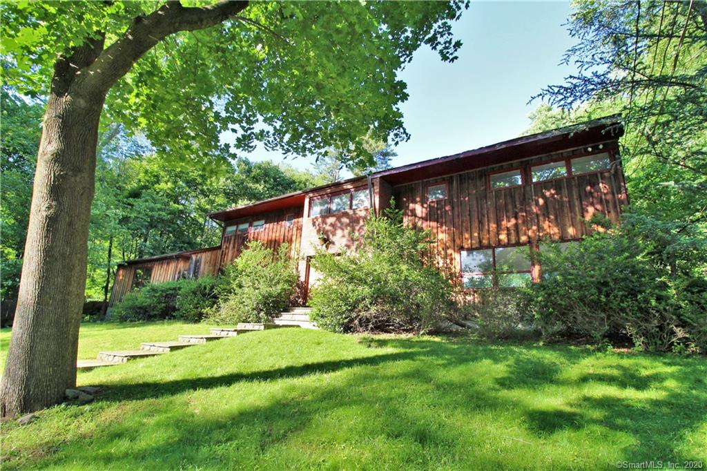 137 Riverbank Road Stamford CT 06903