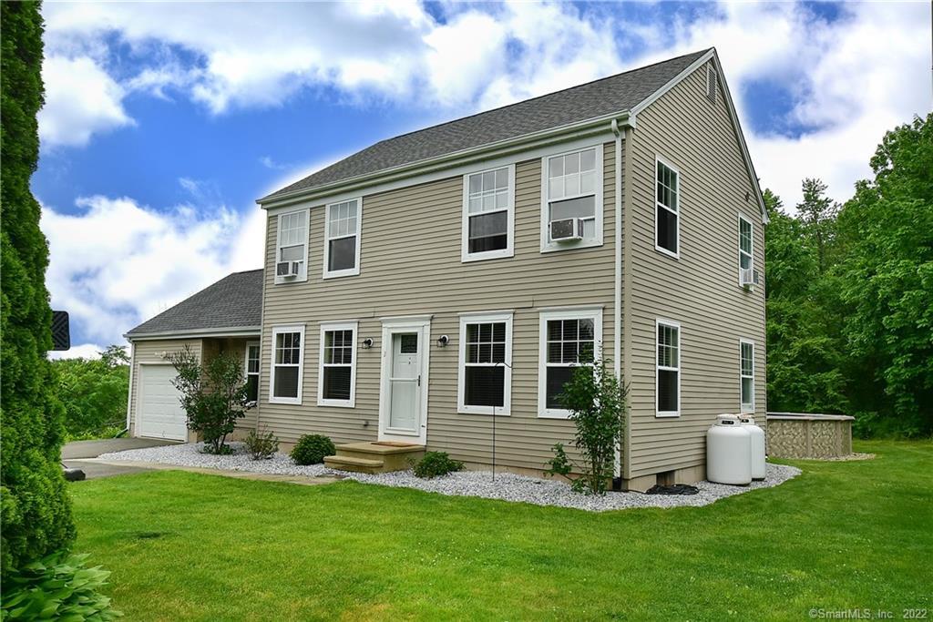2 Glen Hollow East Granby CT 06026