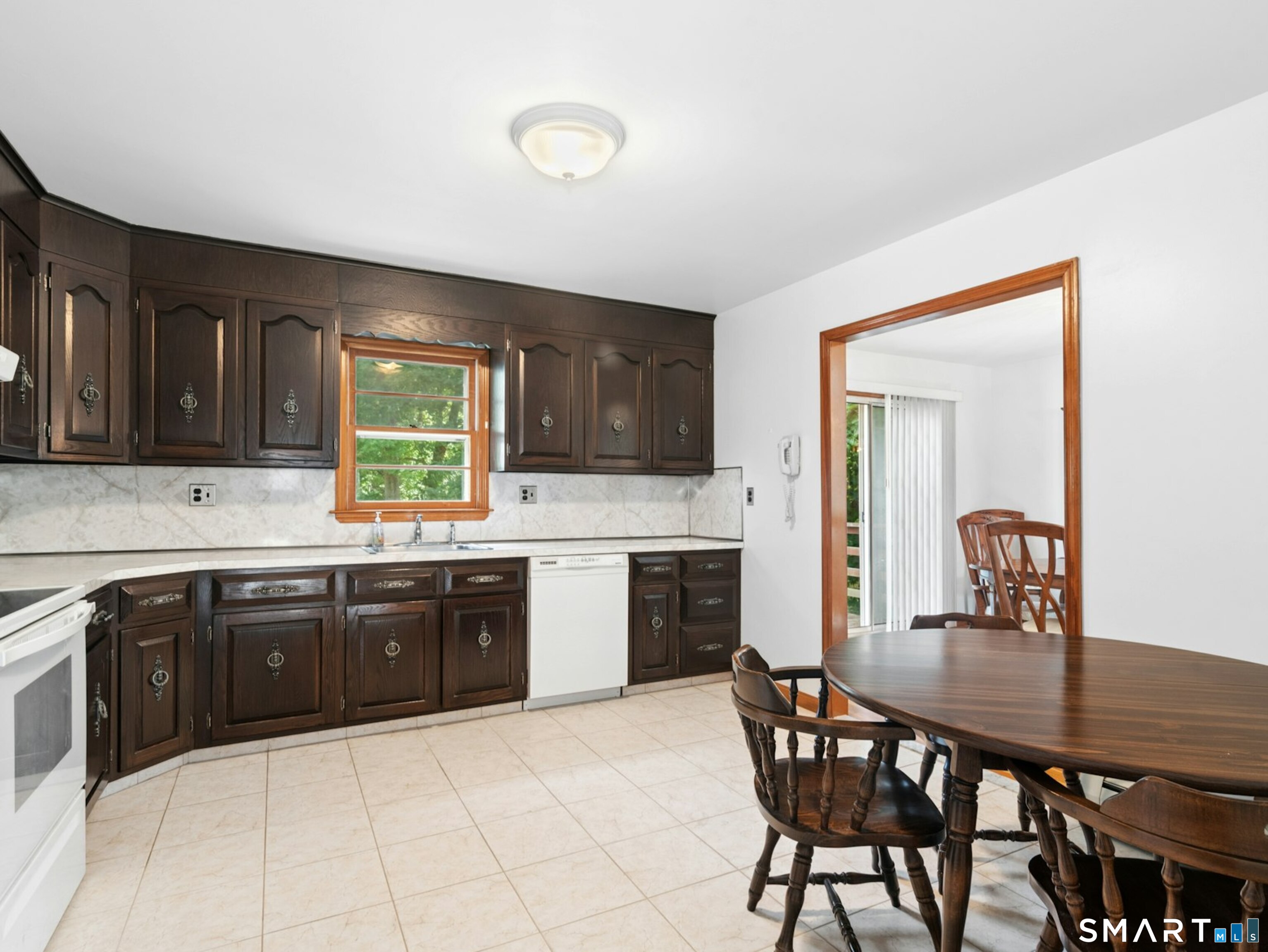 1646 Boston Post Road Darien CT 06820