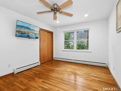 1646 Boston Post Road Darien CT 06820