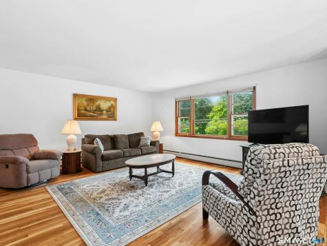 1646 Boston Post Road Darien CT 06820