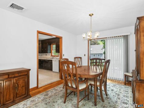 1646 Boston Post Road Darien CT 06820