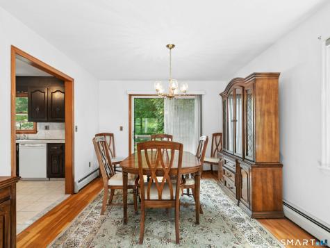 1646 Boston Post Road Darien CT 06820