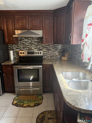 27 Columbus Street East Hartford CT 06108