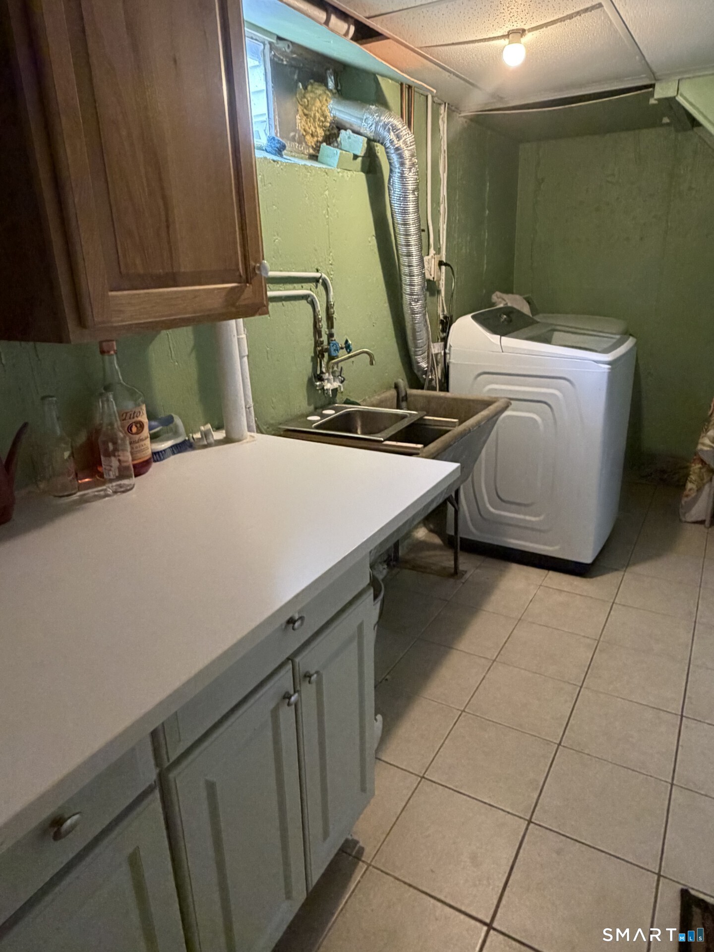 27 Columbus Street East Hartford CT 06108