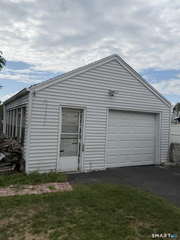 27 Columbus Street East Hartford CT 06108