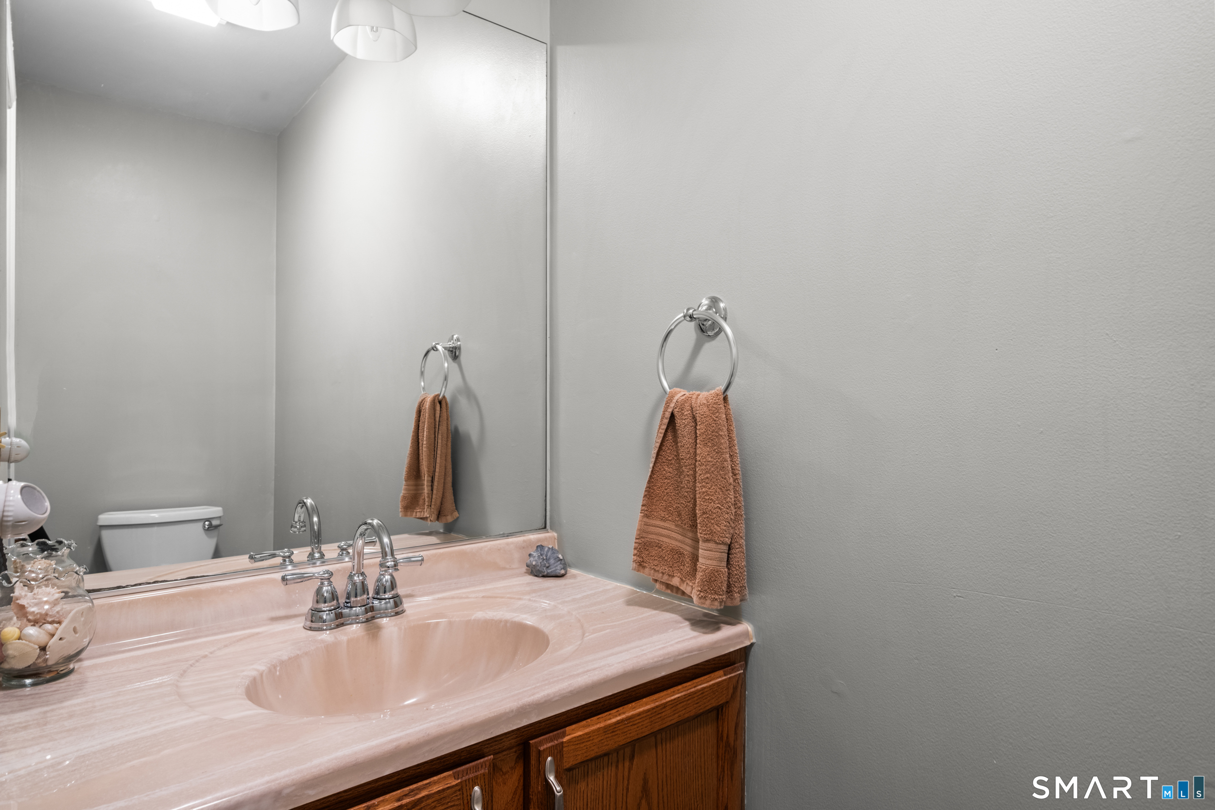 279 Black Ash Road Montville CT 06370