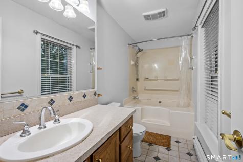 279 Black Ash Road Montville CT 06370