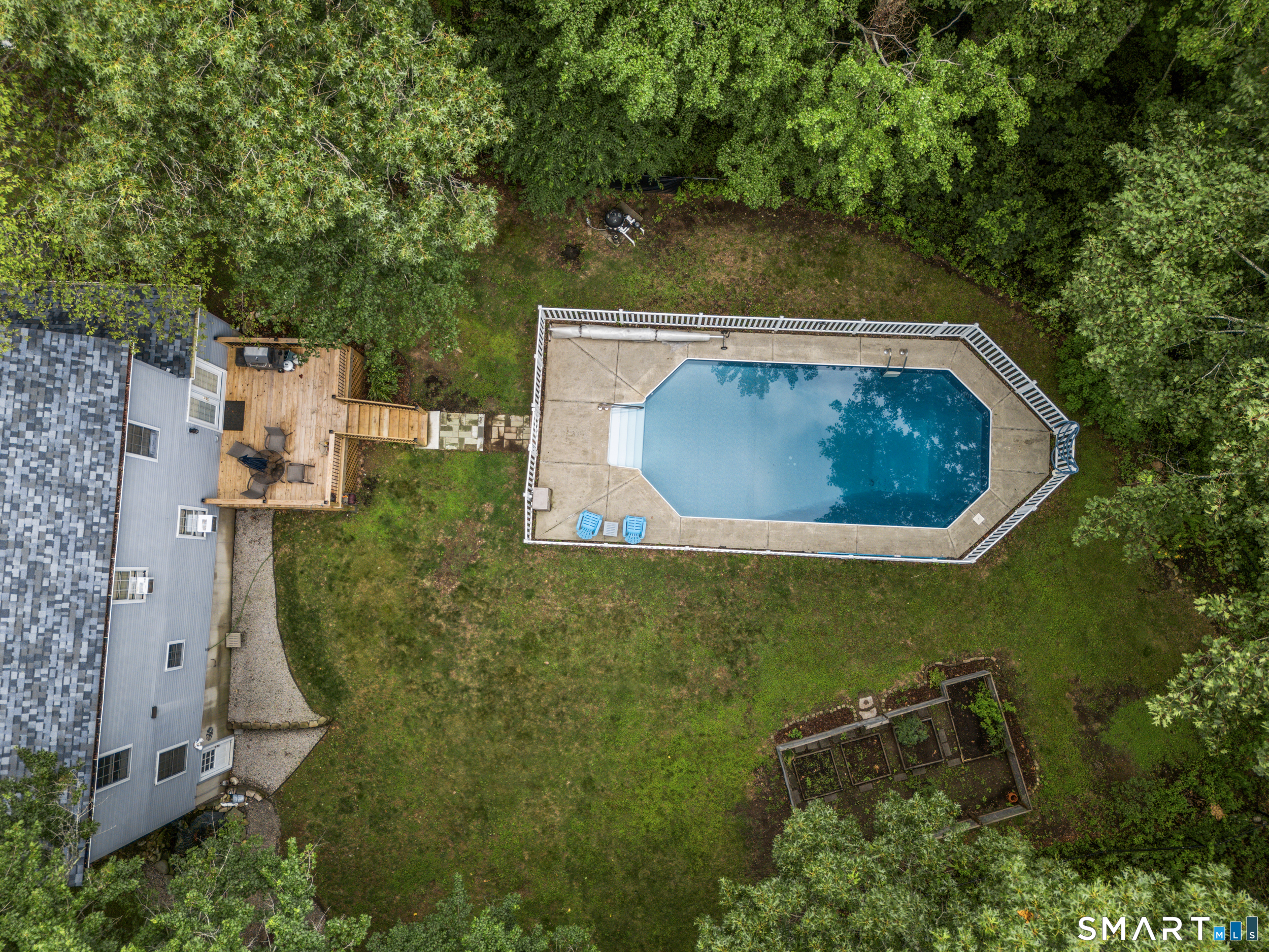 279 Black Ash Road Montville CT 06370