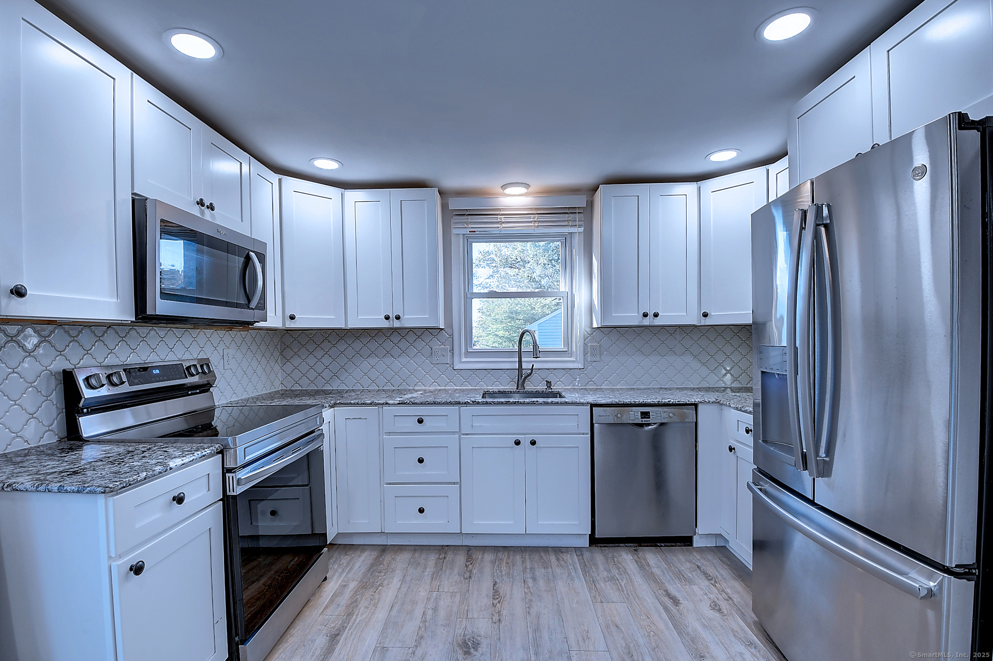 14 Springwood Road Farmington CT 06032