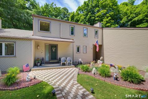 70 Pine Hollow Drive Middlebury CT 06762