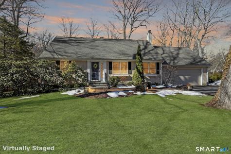 205 Winnepoge Drive Fairfield CT 06825