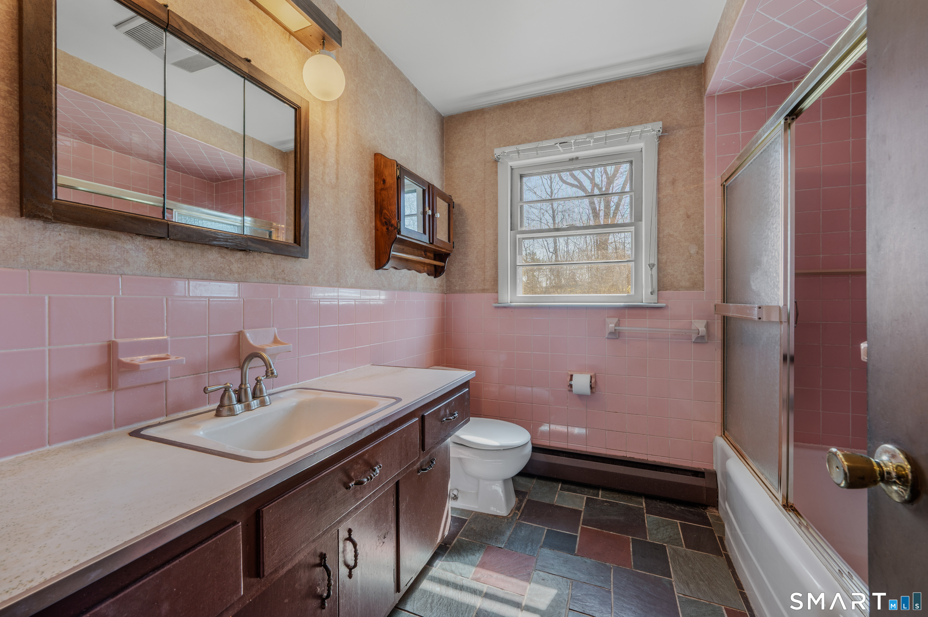 8 Holly Hill Drive Montville CT 06382