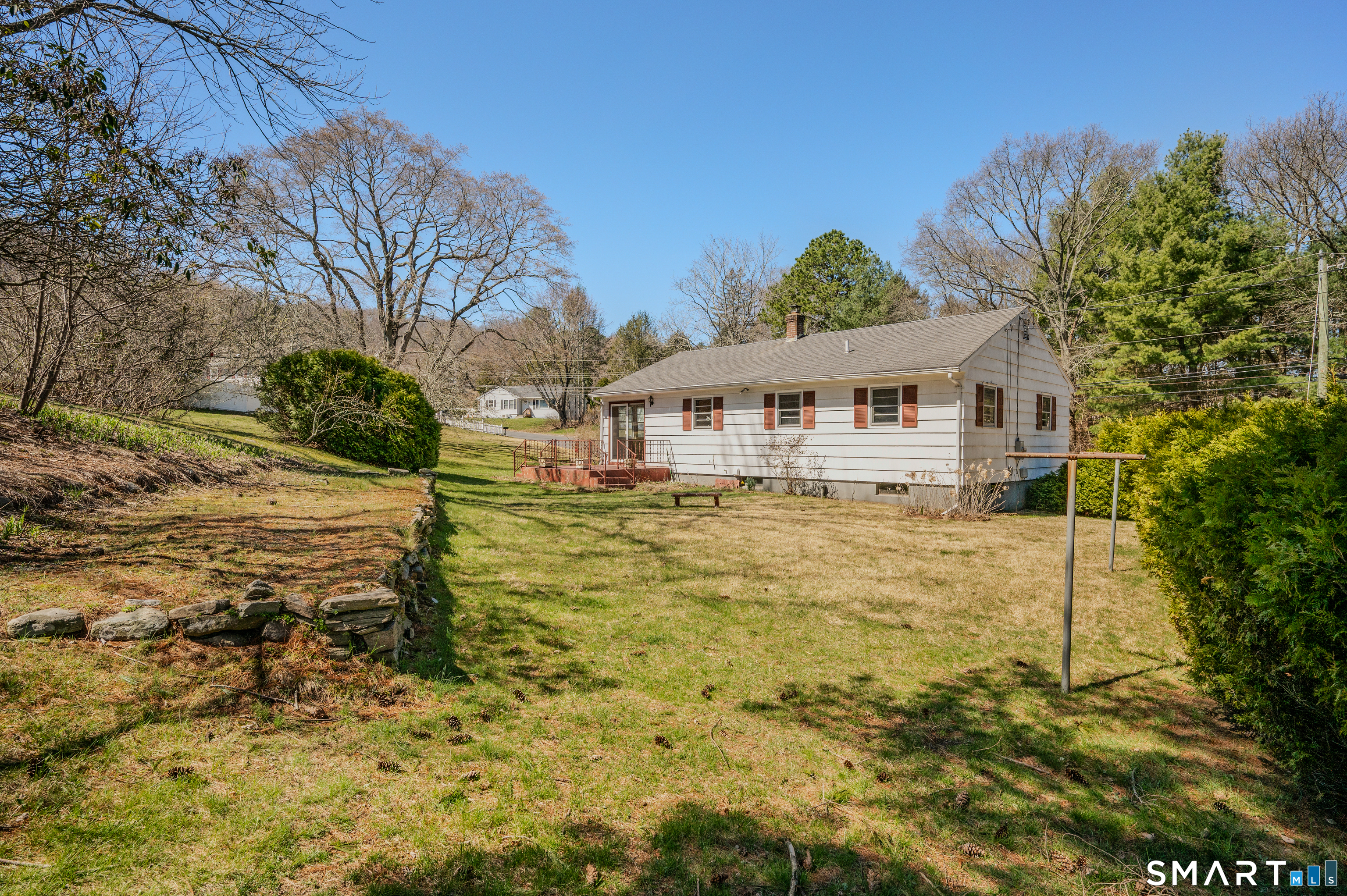 8 Holly Hill Drive Montville CT 06382