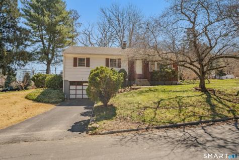 8 Holly Hill Drive Montville CT 06382