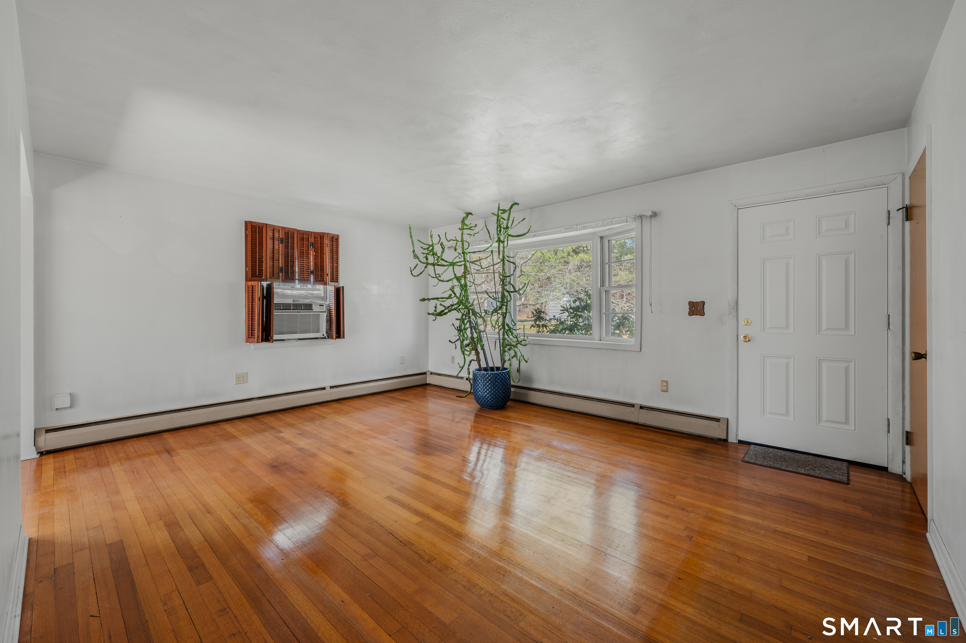 8 Holly Hill Drive Montville CT 06382