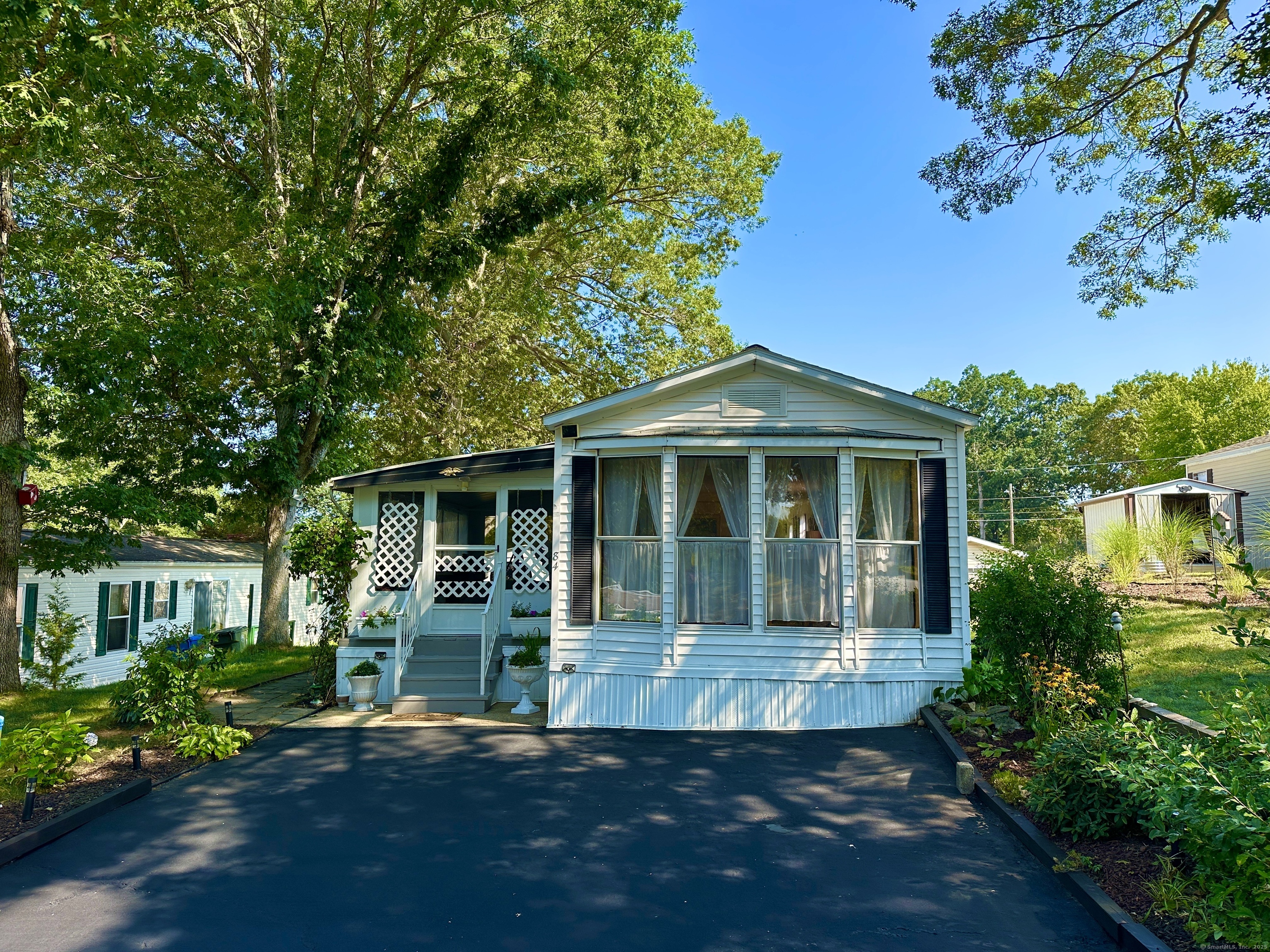 136 Hunters Road Norwich CT 06360