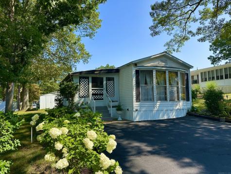 136 Hunters Road Norwich CT 06360