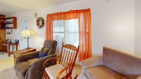 136 Hunters Road Norwich CT 06360