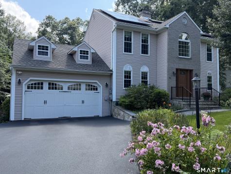 82 Nicole Drive Naugatuck CT 06770