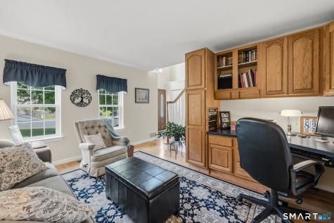 82 Nicole Drive Naugatuck CT 06770