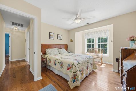 82 Nicole Drive Naugatuck CT 06770