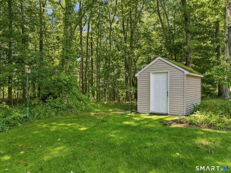 82 Nicole Drive Naugatuck CT 06770