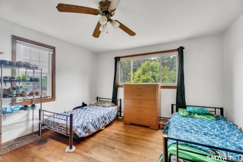 19 Lakeview Street Meriden CT 06451