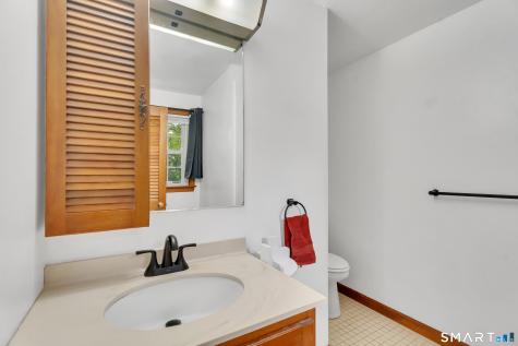 19 Lakeview Street Meriden CT 06451