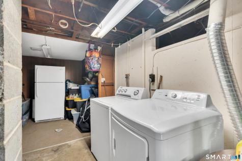 19 Lakeview Street Meriden CT 06451