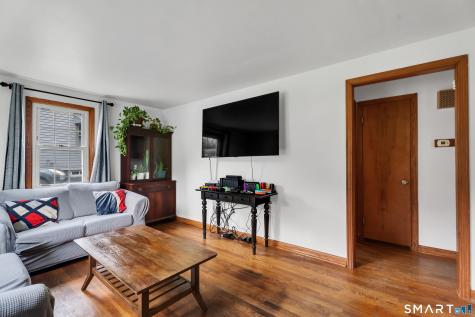 19 Lakeview Street Meriden CT 06451