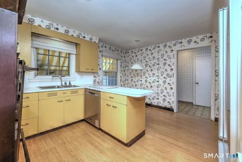814 Grassy Hill Road Orange CT 06477