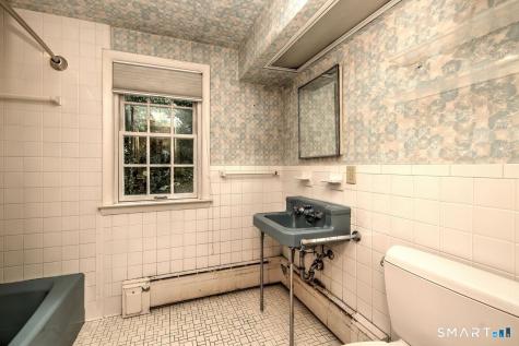 814 Grassy Hill Road Orange CT 06477