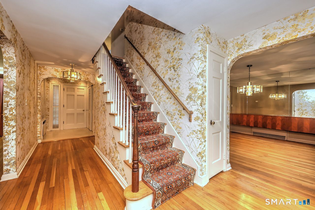 814 Grassy Hill Road Orange CT 06477