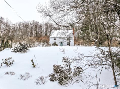 16A Pole Bridge Road Newtown CT 06482