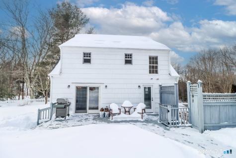 16A Pole Bridge Road Newtown CT 06482