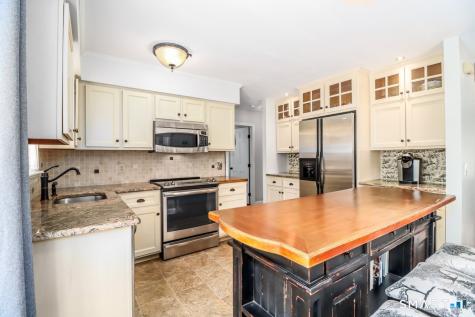 16A Pole Bridge Road Newtown CT 06482