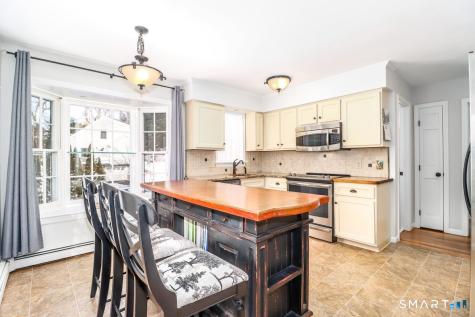 16A Pole Bridge Road Newtown CT 06482