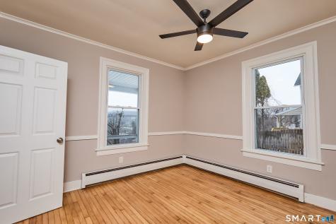 17 Grand Street Seymour CT 06483