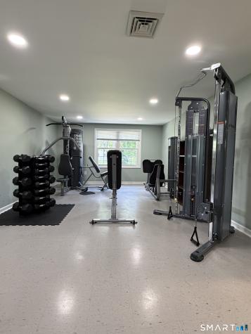 5 Sundeck Terrace Southington CT 06489