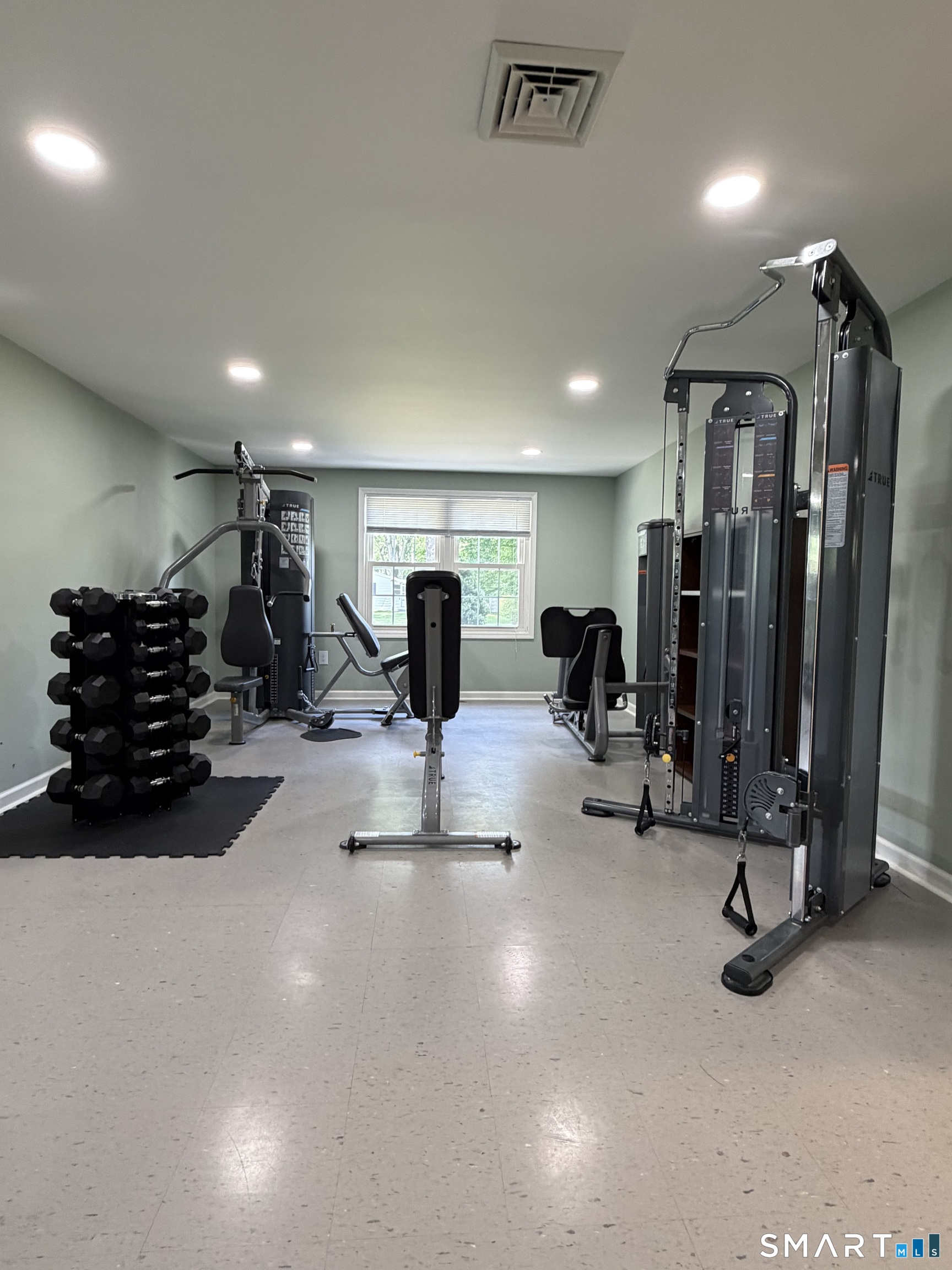 5 Sundeck Terrace Southington CT 06489
