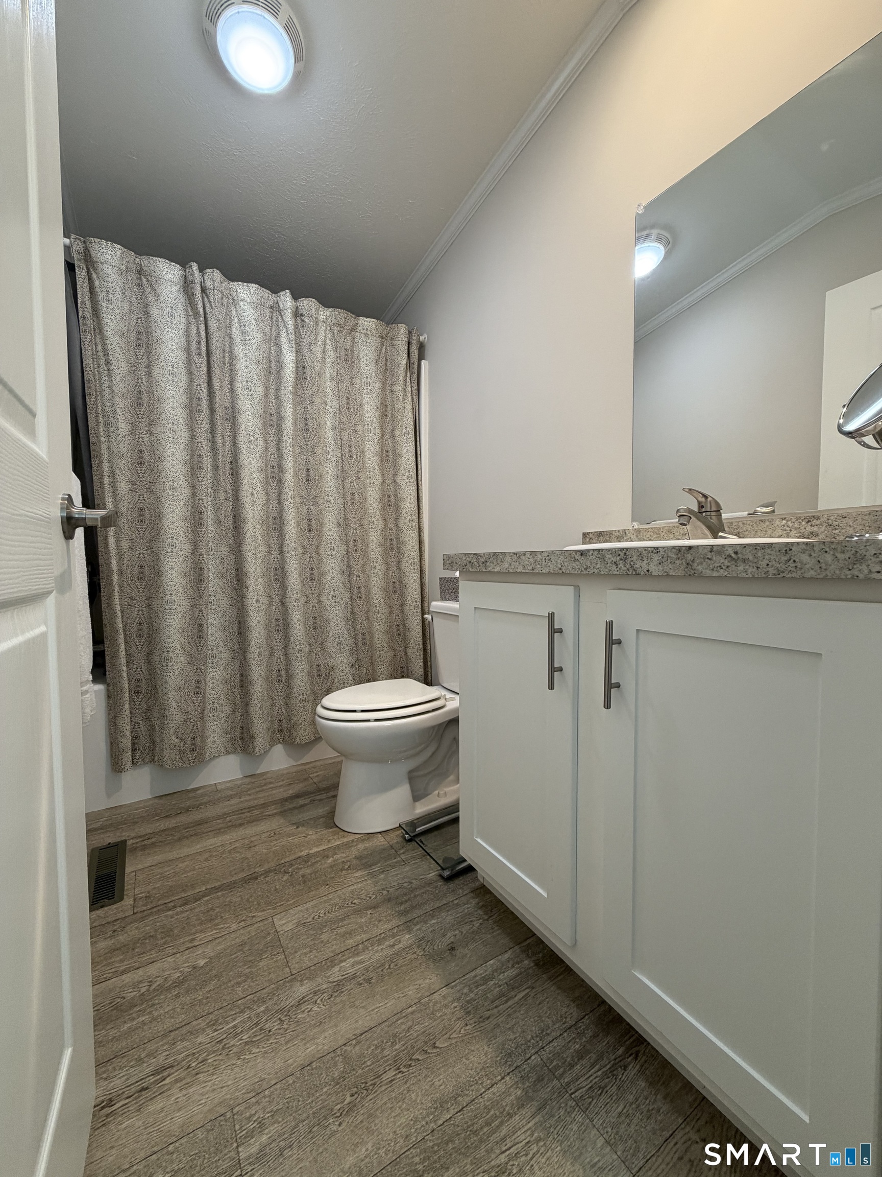 5 Sundeck Terrace Southington CT 06489
