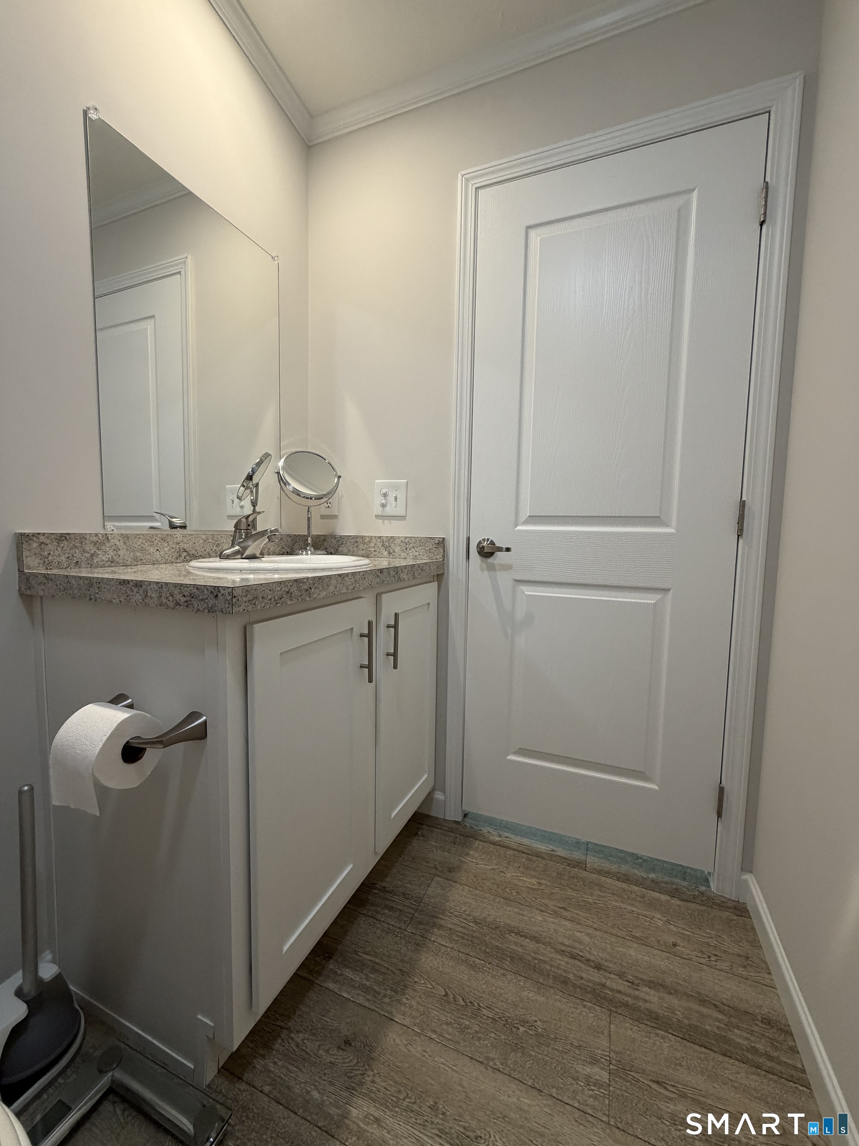 5 Sundeck Terrace Southington CT 06489